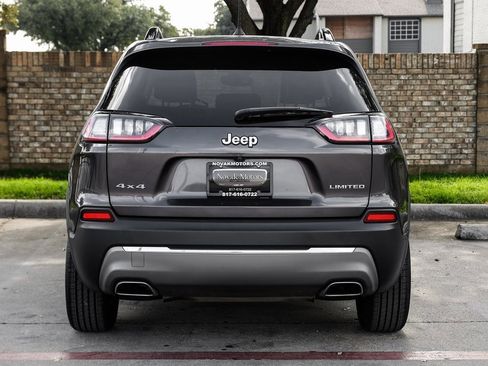 Used 2022 Jeep Cherokee Limited image 18