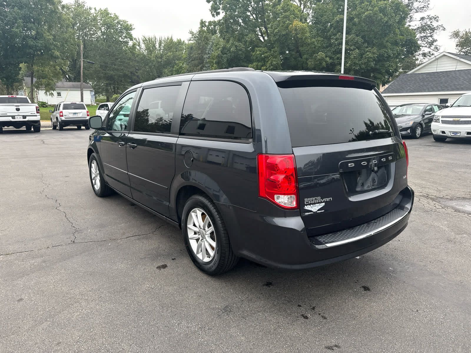 Used 2014 Dodge Grand Caravan SXT FWD image 5