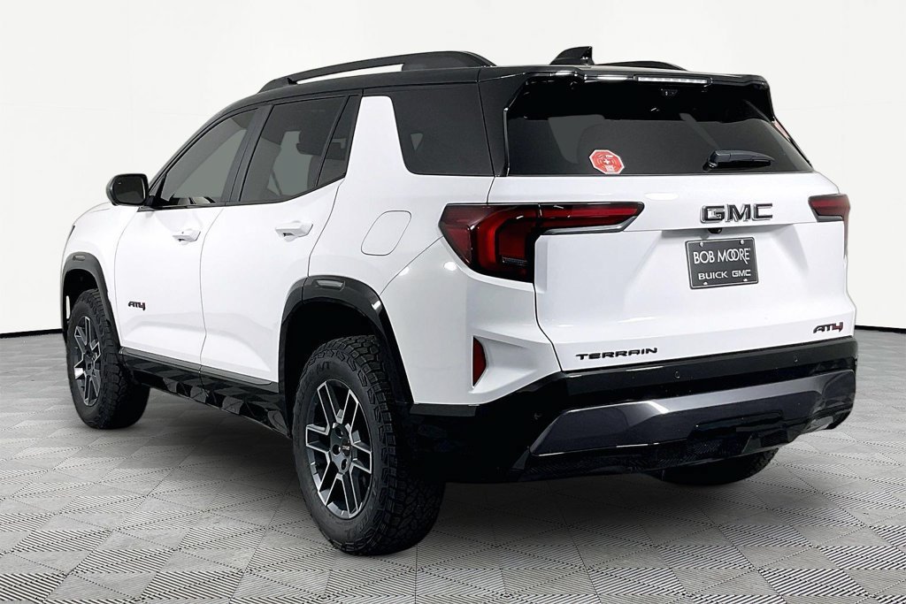 New 2027 GMC Terrain AT4 w/ Convenience Package III AWD/4WD image 4
