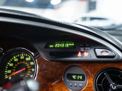 Used 1994 Toyota Supra Turbo RWD image 9