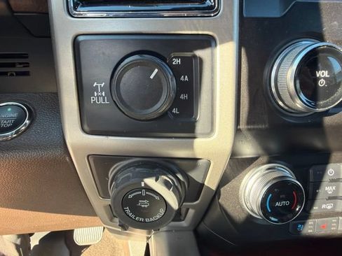 Used 2020 Ford F150 King Ranch w/ Equipment Group 601A Luxury AWD/4WD image 11
