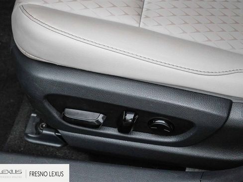 Used 2021 Lexus UX 250h image 21