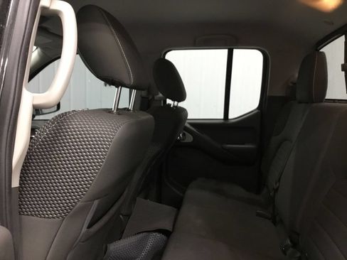 Used 2019 Nissan Frontier PRO-4X AWD/4WD image 11