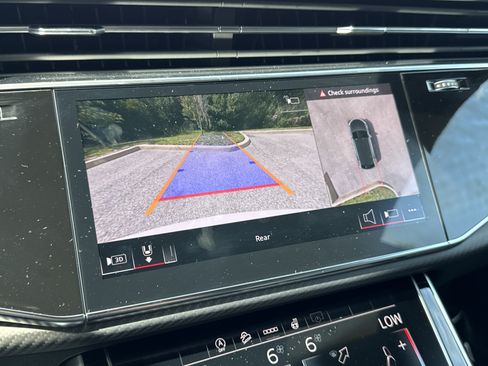 New 2026 Audi SQ8 Premium Plus AWD/4WD image 27
