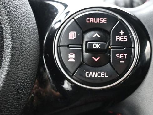 Used 2021 Kia Soul Turbo FWD image 26