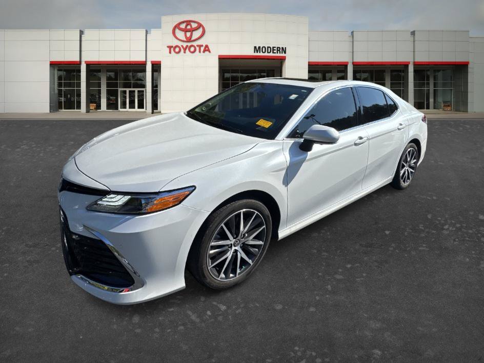 Certified 2023 Toyota Camry XLE w/ Navigation Package FWD image 25
