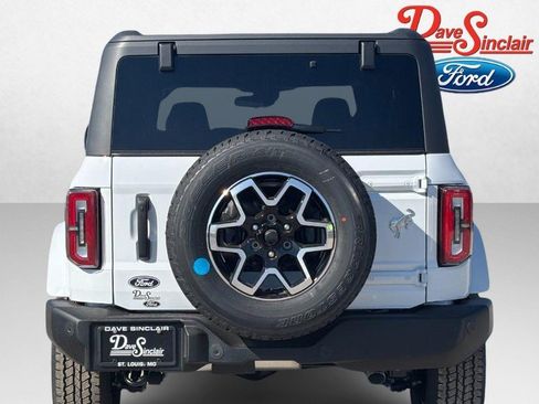New 2026 Ford Bronco Outer Banks image 8