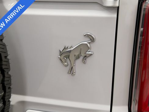 Used 2024 Ford Bronco Outer Banks AWD/4WD image 39