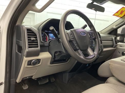 Used 2022 Ford F350 XLT image 16