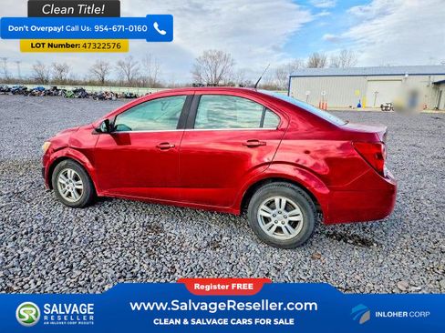 Used 2014 Chevrolet Sonic LT FWD image 3