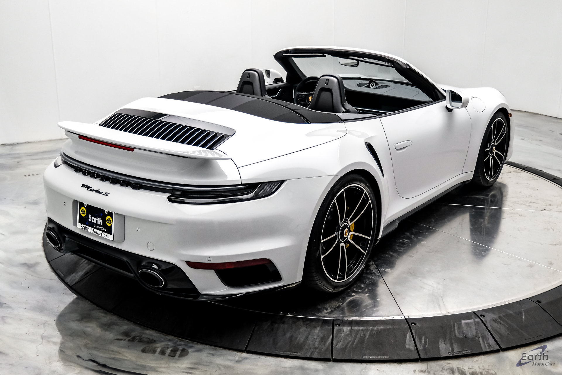 Used 2024 Porsche 911 Turbo S AWD/4WD image 23