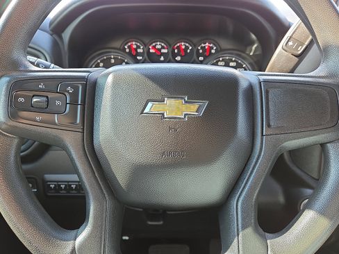Used 2024 Chevrolet Silverado 2500 W/T w/ WT Convenience Package image 17