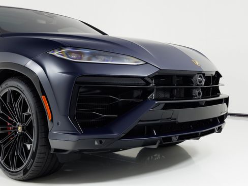 Used 2025 Lamborghini Urus Performante AWD/4WD image 65
