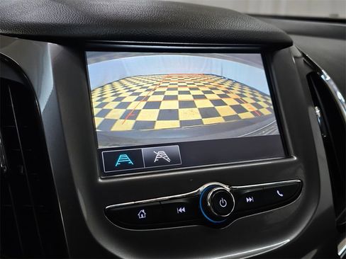 Used 2017 Chevrolet Cruze LT image 27