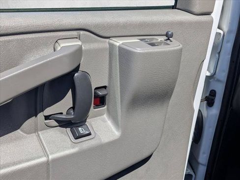 Used 2023 Chevrolet Express 3500 LS RWD image 13
