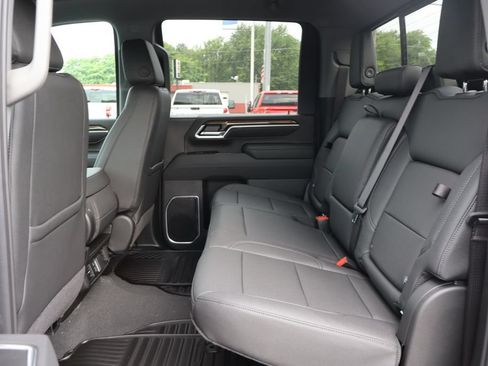 New 2026 Chevrolet Silverado 3500 LT w/ Leather Package AWD/4WD image 17