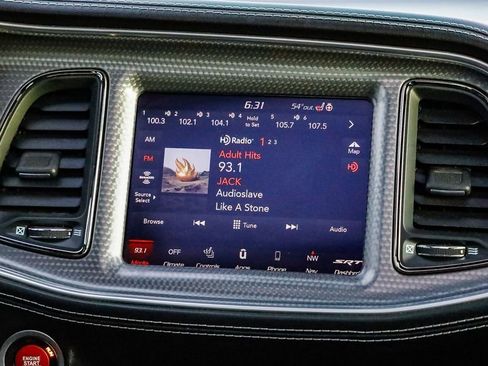 Used 2020 Dodge Challenger SRT Hellcat Redeye image 15