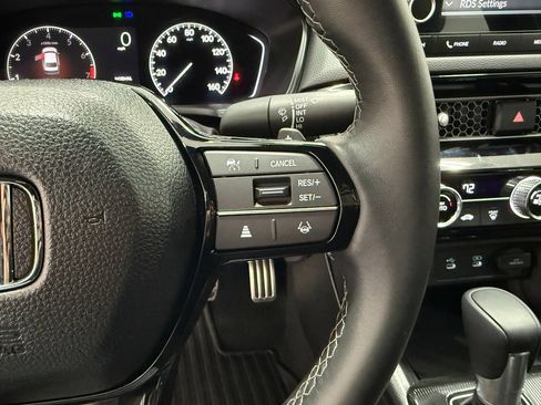 Used 2025 Honda Civic Sport image 23