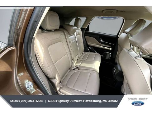 Used 2022 Lincoln Corsair FWD image 20