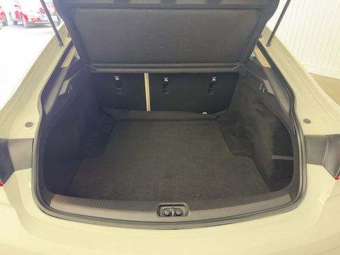 Used 2018 Buick Regal Preferred w/ Sights and Sounds Package image 13