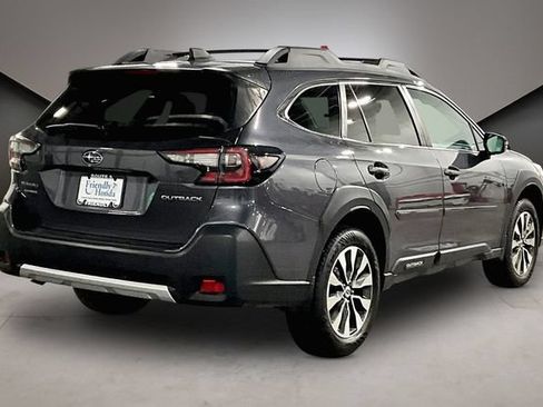Used 2023 Subaru Outback Limited AWD/4WD image 6