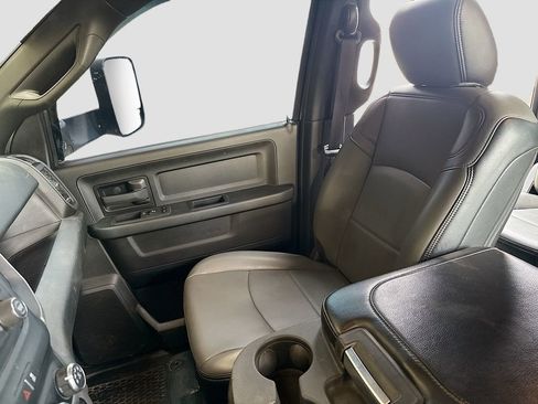 Used 2022 RAM 3500 Tradesman AWD/4WD image 23