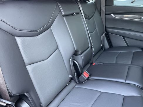 Used 2024 Cadillac XT5 Sportv w/ Technology Package AWD/4WD image 15