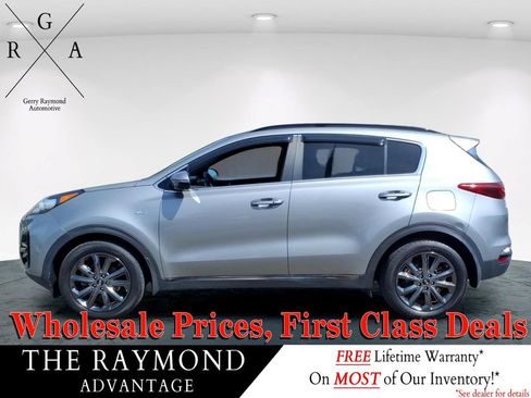 Used 2020 Kia Sportage S w/ S Premium Package AWD/4WD image 8