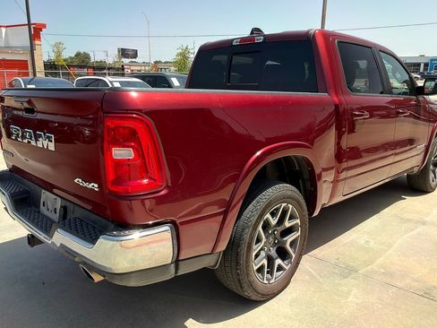 Used 2025 RAM 1500 Laramie AWD/4WD image 5