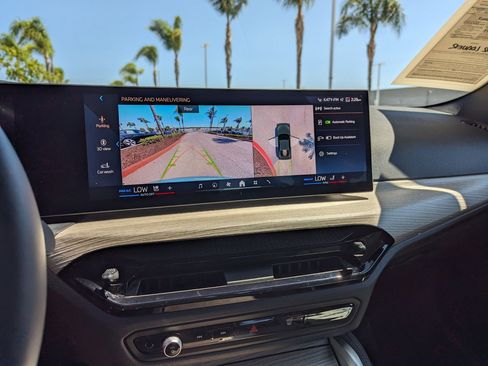 Used 2025 BMW 430i Coupe w/ M Sport Package image 26