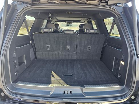 Used 2024 Lincoln Navigator L Reserve w/ Equipment Group 201A image 29