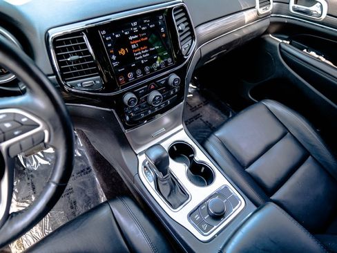Used 2019 Jeep Grand Cherokee Limited w/ Trailer Tow Group IV AWD/4WD image 28
