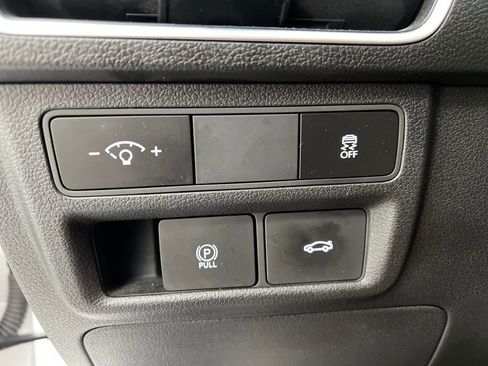 Used 2025 Hyundai Sonata SEL FWD image 37