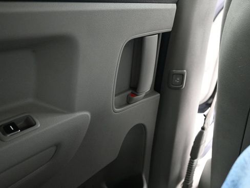 Used 2020 Kia Sedona LX FWD image 27
