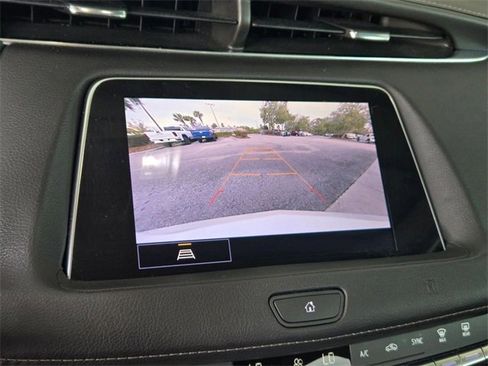 Used 2021 Cadillac XT4 Luxury image 17