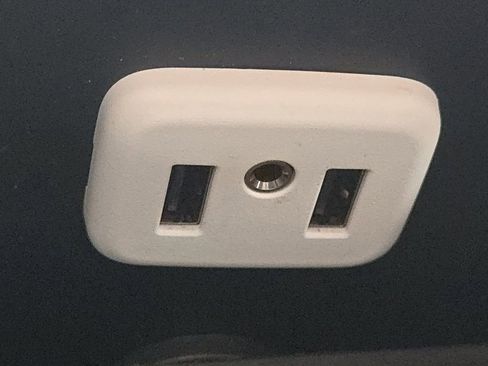 Used 2019 Buick Envision Essence image 31