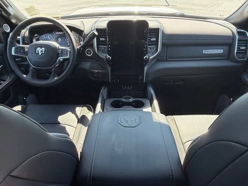 New 2026 RAM 2500 Laramie AWD/4WD image 33