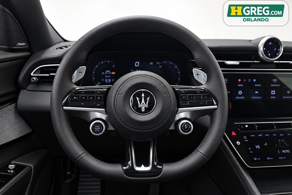 Used 2023 Maserati Grecale Modena AWD/4WD image 13