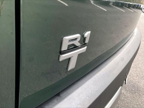 Used 2025 Rivian R1T Adventure image 34