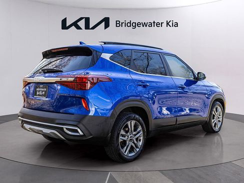 Used 2023 Kia Seltos S image 7