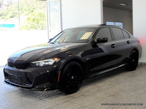 Used 2023 BMW 330e w/ M Sport Package RWD image 41