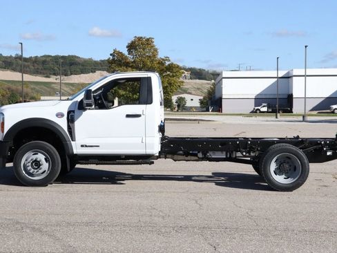 New 2026 Ford F550 4x4 Regular Cab Super Duty image 4