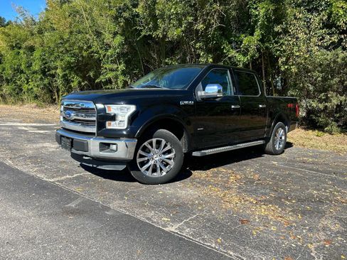 Used 2016 Ford F150 Lariat w/ Equipment Group 502A Luxury image 3