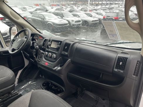 Used 2020 RAM ProMaster 2500 image 15