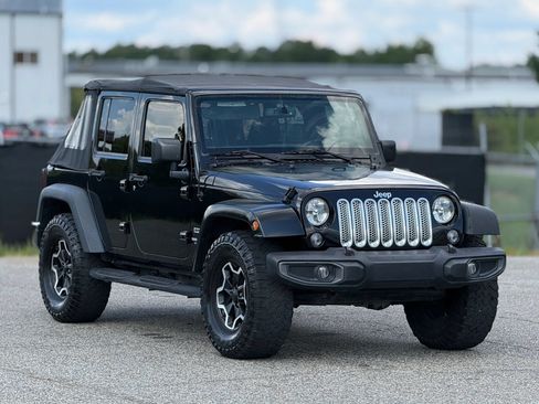 Used 2015 Jeep Wrangler Unlimited Sport w/ Quick Order Package 24S AWD/4WD image 1