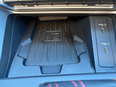 Certified 2025 Audi Q3 2.0T Premium Plus w/ Premium Plus Package image 20