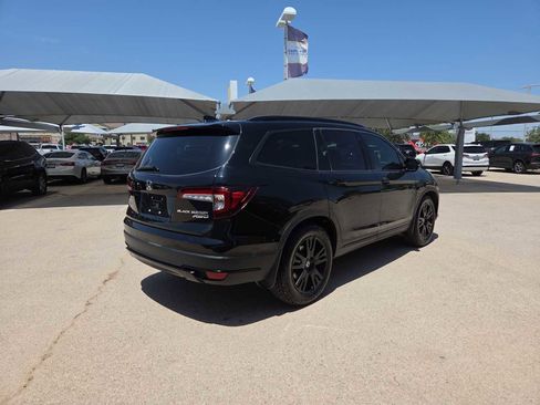 Used 2021 Honda Pilot Black Edition image 8