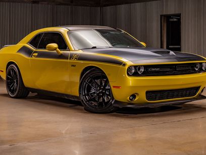 Used 2021 Dodge Challenger R/T Scat Pack w/ T/A Package