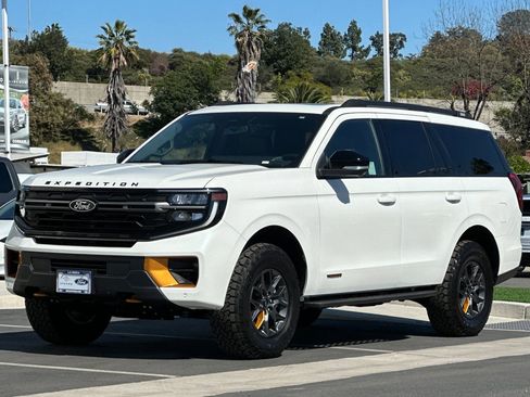 New 2026 Ford Expedition Tremor image 7