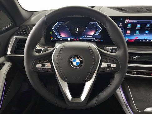 Used 2026 BMW X5 xDrive40i w/ Climate Comfort Package image 15